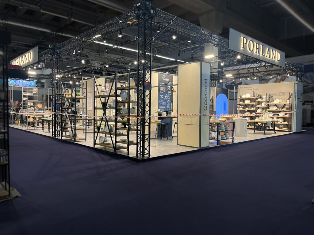 How Does the Exhibition Stand Setup Process Work?