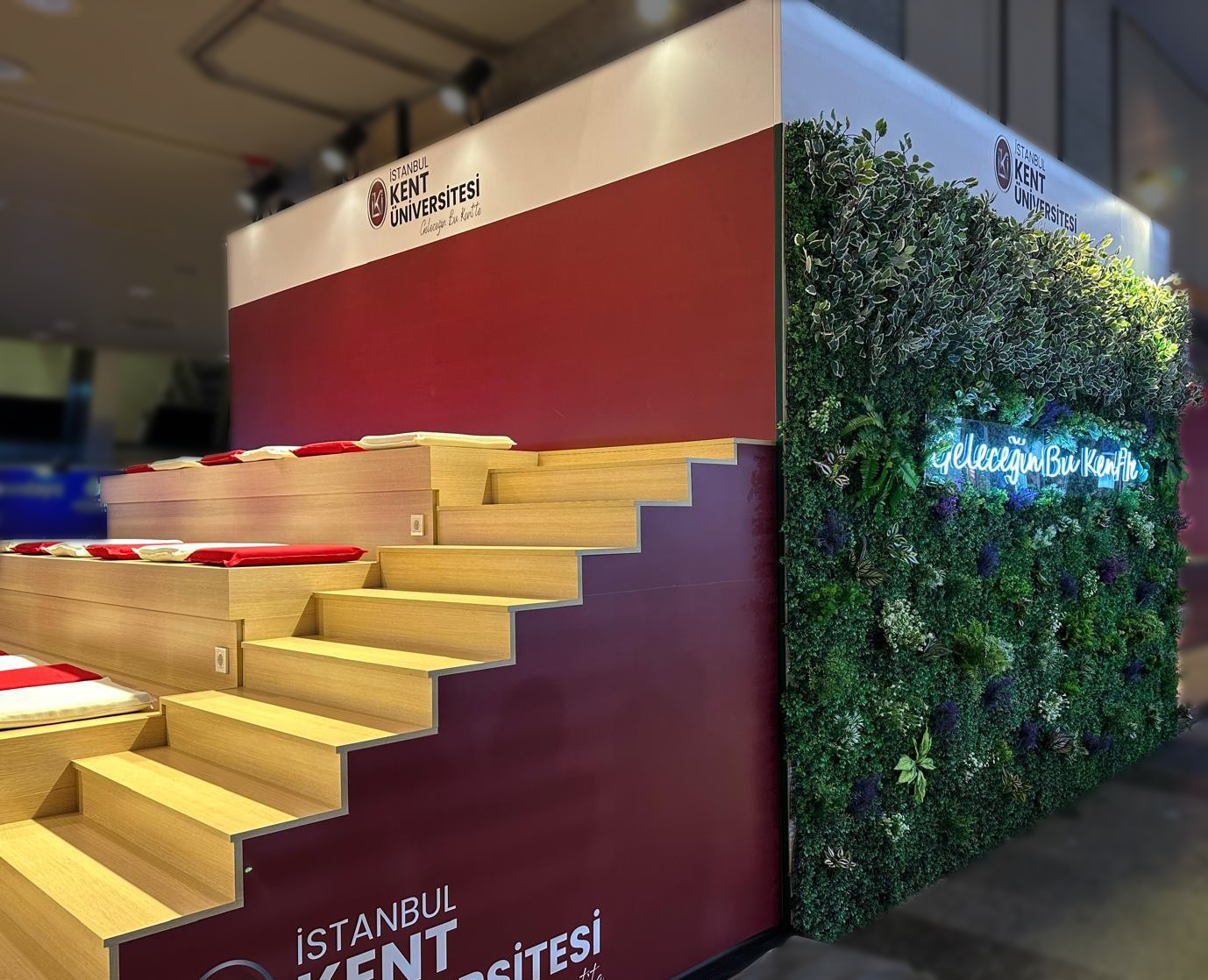 Istanbul Kent University - Istanbul Education and Career Fair photo 6